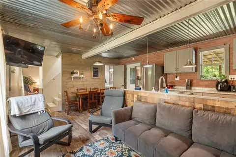 Living - 537 Nc 6450, Jasper, AR 72641 photo 1 of 2