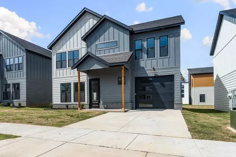 2603 W Berkeley Ave, Rogers, AR 72758