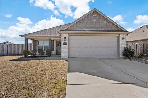 4405 W Anthem Dr, Fayetteville, AR 72704