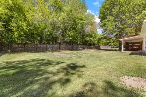 Exterior - 204 Lark Ln, Harrison, AR 72601 photo 9 of 11