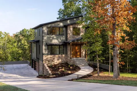 48 Chatburn Dr, Bella Vista, AR 72715