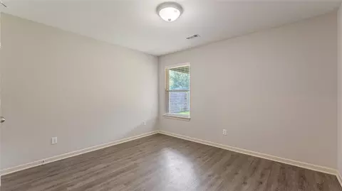 Bedroom - 519 Eagle Dr, Gravette, AR 72736 photo 6 of 6