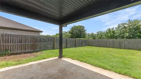 Exterior - 519 Eagle Dr, Gravette, AR 72736 photo 3 of 5