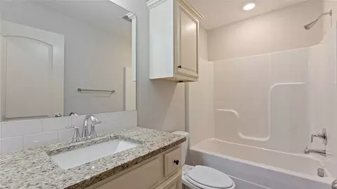 Bath - 519 Eagle Dr, Gravette, AR 72736 photo 5 of 5