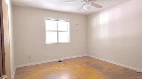 Bedroom - 813 Mill St, Springdale, AR 72764 photo 2 of 3