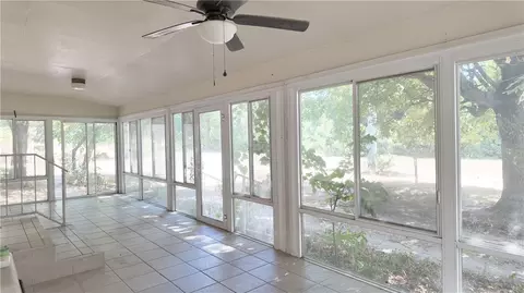 Exterior - 813 Mill St, Springdale, AR 72764 photo 3 of 5