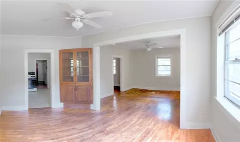 Living - 813 Mill St, Springdale, AR 72764 photo 3 of 4