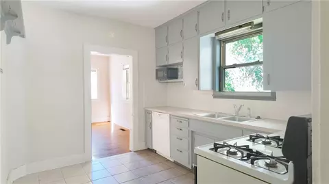 Kitchen - 813 Mill St, Springdale, AR 72764 photo 1 of 1