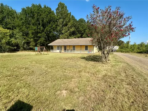 370 Jennings Rd, Russellville, AR 72802