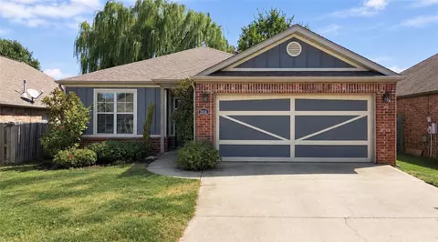 2656 N Sierra Ave, Fayetteville, AR 72703
