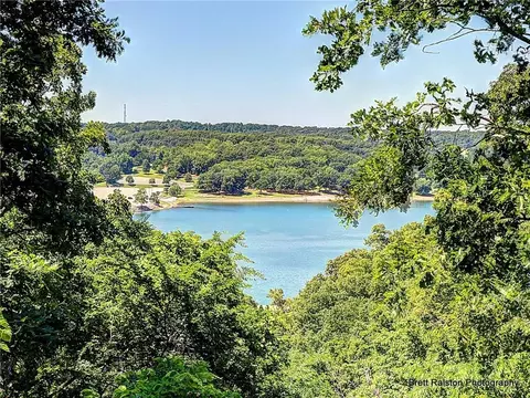 Muldoon Drive, Rogers, AR 72756