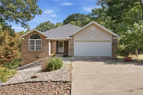 16 Bromyard Ln, Bella Vista, AR 72714