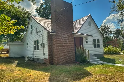 Exterior - 201 Walnut St, Marshall, AR 72650 photo 2 of 4