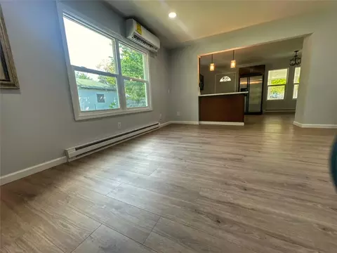 Living - 201 Walnut St, Marshall, AR 72650 photo 1 of 2