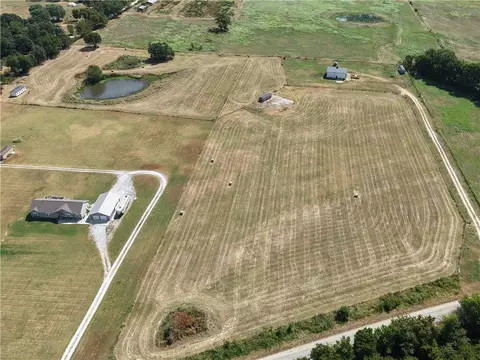 10914 Summers Rd, Summers, AR 72769