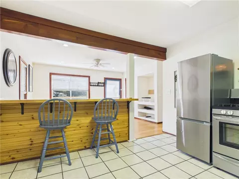 Kitchen - 4716 Hwy 7 S, Jasper, AR 72641 photo 3 of 3