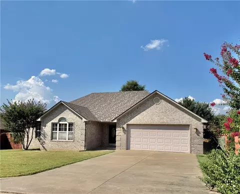 173 Hawthorne Ln, Russellville, AR 72802