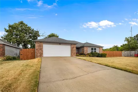 Exterior - 927 Fieldstone Ct, Centerton, AR 72719 photo 6 of 6
