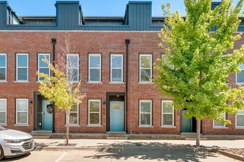 429 SW B St, Bentonville, AR 72712