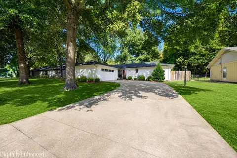 1204 Elm St, Fayetteville, AR 72703
