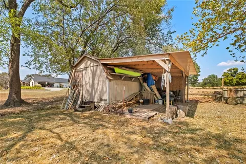 Exterior - 1380 Main St, Gentry, AR 72734 photo 8 of 10