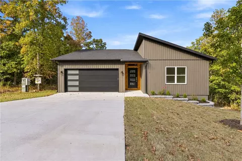 7 Turriff Cir, Bella Vista, AR 72715
