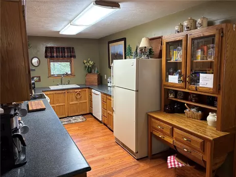 Kitchen - 237 Meadowlark Dr, Harrison, AR 72601 photo 1 of 3