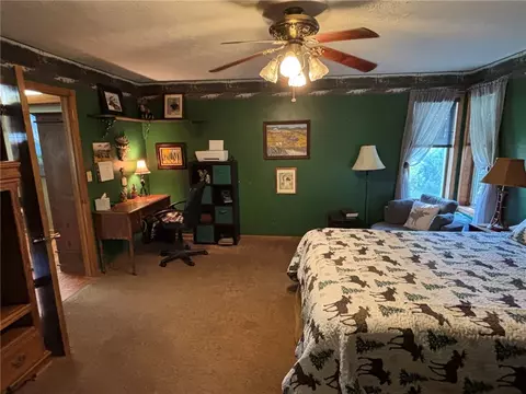 Bedroom - 237 Meadowlark Dr, Harrison, AR 72601 photo 2 of 9