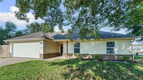 1302 Anna St, Bentonville, AR 72712