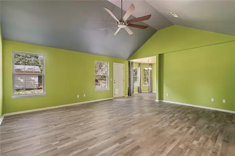 Living - 194 Craig St, West Fork, AR 72774 photo 4 of 4
