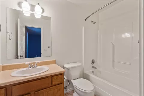Bath - 194 Craig St, West Fork, AR 72774 photo 1 of 2