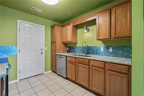 Kitchen - 194 Craig St, West Fork, AR 72774 photo 2 of 2