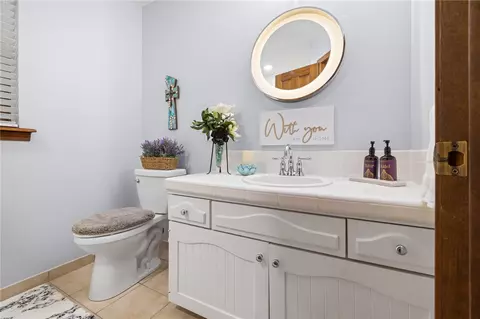 Bath - 1369 Julius Dr, Harrison, AR 72601 photo 5 of 7