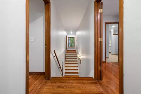 Entry Way - 1369 Julius Dr, Harrison, AR 72601 photo 1 of 2