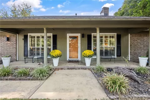 1715 Harold St, Fayetteville, AR 72703