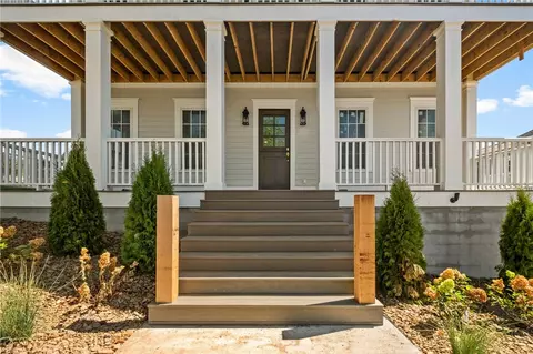 Exterior - 5438 Hackett St, Springdale, AR 72762 photo 4 of 8