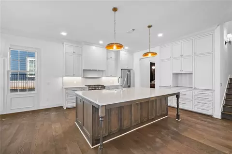 Kitchen - 5438 Hackett St, Springdale, AR 72762 photo 1 of 4