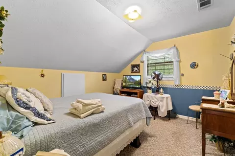 Bedroom - 420 Shadow Ln, Clinton, AR 72031 photo 3 of 5