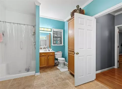 Entry Way - 420 Shadow Ln, Clinton, AR 72031 photo 1 of 5