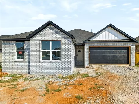 6704 SW High Meadow Blvd, Bentonville, AR 72713