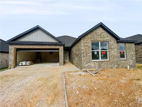 6704 SW High Meadow Blvd, Bentonville, AR 72713