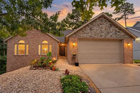 20 Hambleton Dr, Bella Vista, AR 72714