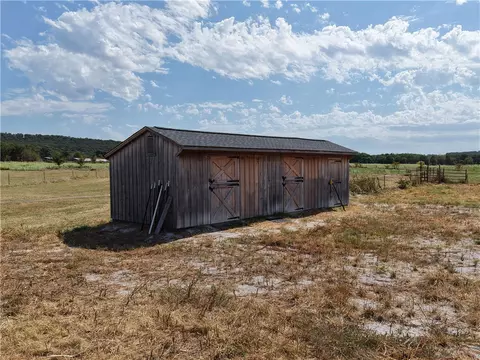 10914 Summers Rd, Summers, AR 72769 photo 19