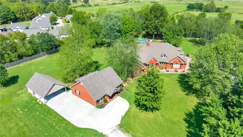 4005 N Old Wire Rd, Fayetteville, AR 72703