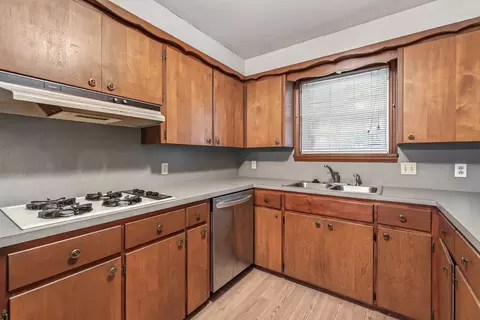 Kitchen - 2015 S Q St, Fort Smith, AR 72901 photo 1 of 2