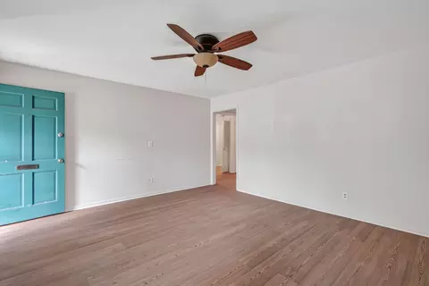 Living - 2015 S Q St, Fort Smith, AR 72901 photo 2 of 3