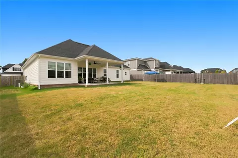 Exterior - 2710 Nova Ave, Lowell, AR 72745 photo 6 of 10