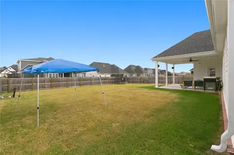 Exterior - 2710 Nova Ave, Lowell, AR 72745 photo 8 of 10