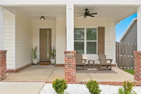 Exterior - 2710 Nova Ave, Lowell, AR 72745 photo 2 of 10