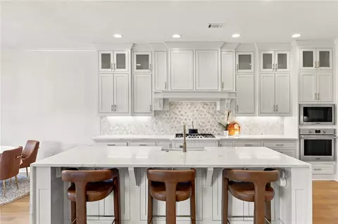Kitchen - 2710 Nova Ave, Lowell, AR 72745 photo 1 of 4